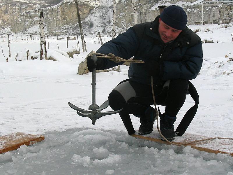 nurkowanie pod lodem Zakrzówek