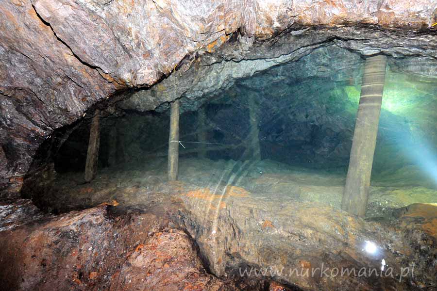 nurkowanie jaskiniowe